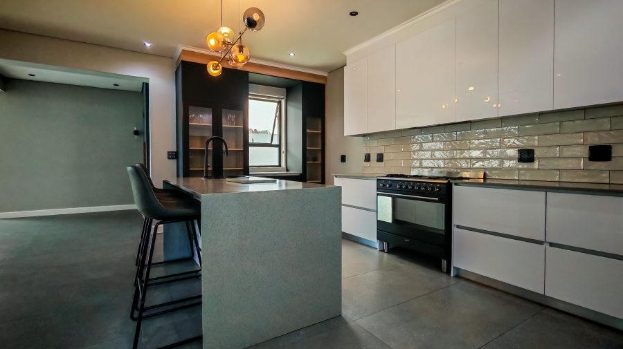 4 Bedroom Property for Sale in Sitari Country Estate Western Cape